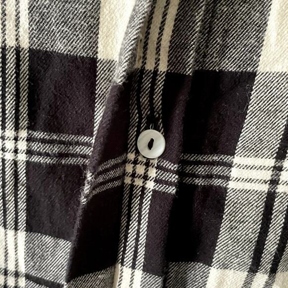 Esby Stella Plaid Button Down Black White Flannel Shirt Size Small - Picture 7 of 8